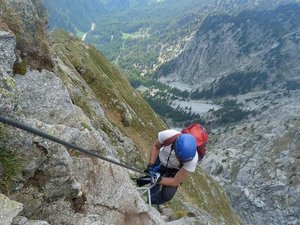 Errichtung von Klettersteigen